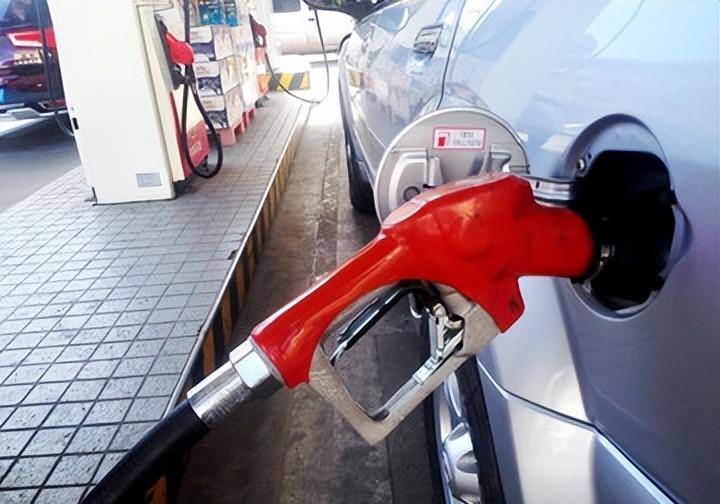 今天3月27日，油价最新消息：调整后各地92、95号汽油零售限价 (图2)