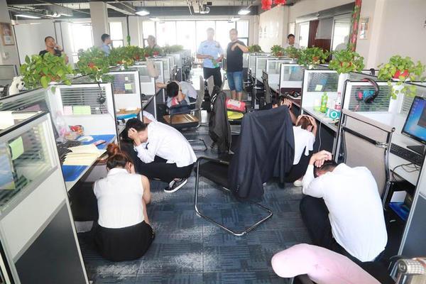 炒期货赔钱可以追回吗？记住这几个步骤教你如何追回损失！(图2)