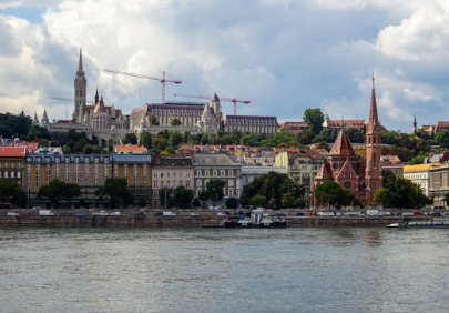 本周多个重要数据将会发布:美国GDP,PCE,非农就业,美股财报等(图1) 本周多个重要数据将会发布:美国GDP,PCE,非农就业,美股财报等(图1)