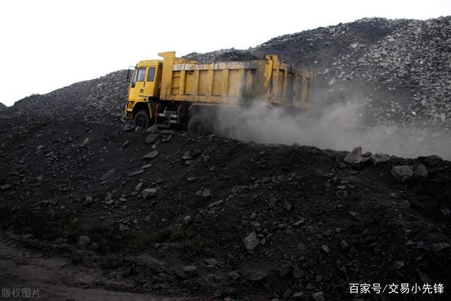 焦煤放量暴涨12%,铁矿连涨4日续创新高;煤化品种涨幅居前(图2) 焦煤放量暴涨12%,铁矿连涨4日续创新高;煤化品种涨幅居前(图2)