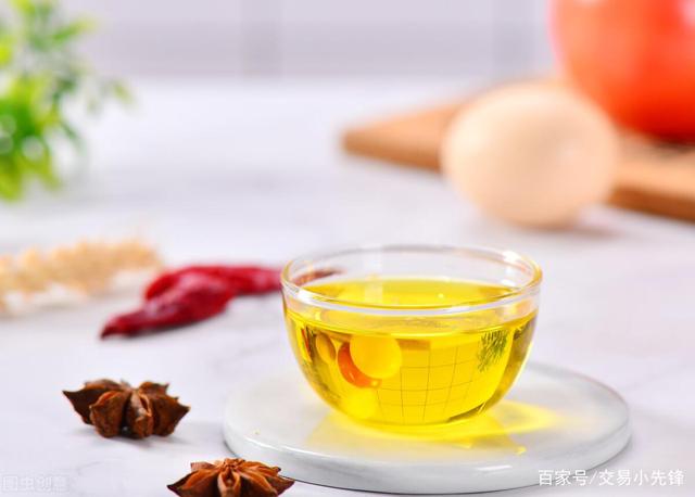 焦煤放量暴涨12%,铁矿连涨4日续创新高;煤化品种涨幅居前(图9) 焦煤放量暴涨12%,铁矿连涨4日续创新高;煤化品种涨幅居前(图9)